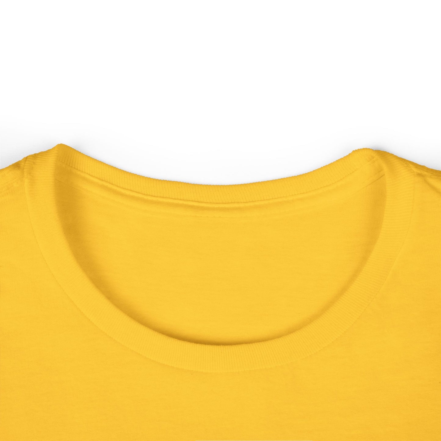 Sunset Family Bonding Women's Softstyle Tee, Nostalgic Shirt for Moms, Perfect for Beach Days, Family Gatherings, & Gifts